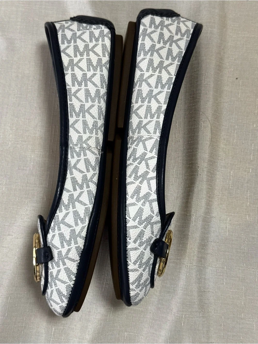 Michael Kors Lillie Moc MK Signature White Navy Flats Women’s Size 7